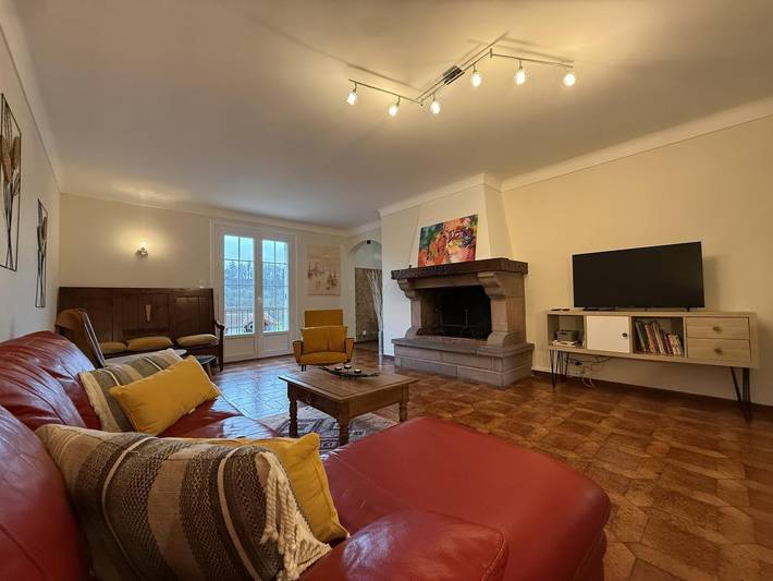 Gîte pour 5 personnes, avec jardin à Saint-Jean-le-Vieux - 2