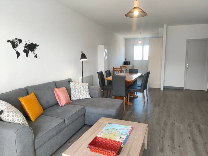 Ganze Wohnung, Geräumige Wohnung für 4 Pers, 200m zum Strand, mit Privatparkplatz in Saint-Hilaire-de-Riez, Vendée