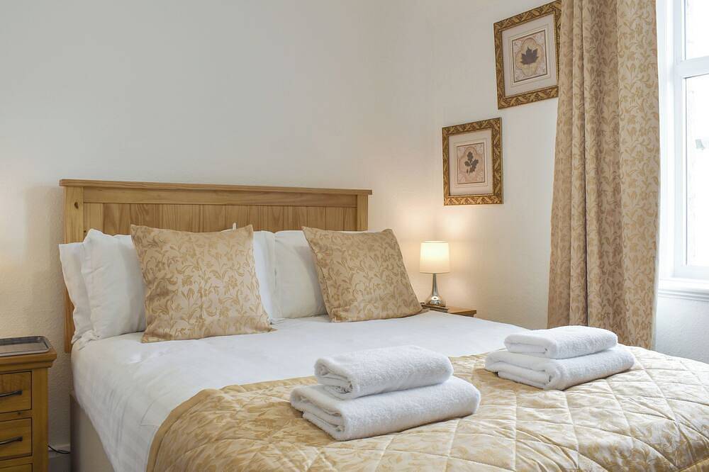 3 bedroom accommodation in Arnside, near Grange-over-Sands in Arnside, Lake District