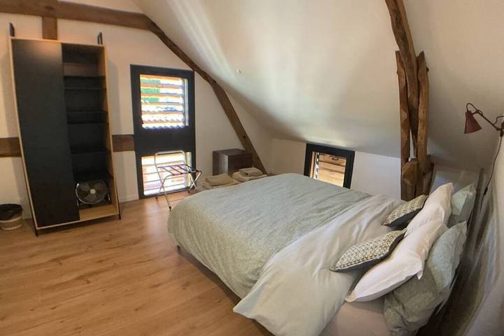 Gite avec piscine pour 6 personnes au coeur du Perigord Noir in Veyrines-de-Domme, Périgord Noir