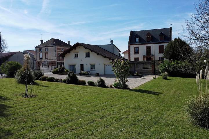 Maison de vacances pour 12 personnes, avec jardin et terrasse, animaux acceptés
