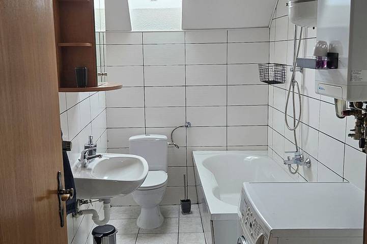 Ganze Wohnung, Ferienwohnung Beti liegt in schöne Ruhiger Lage in Meineringhausen, in Korbach, Waldecker Land