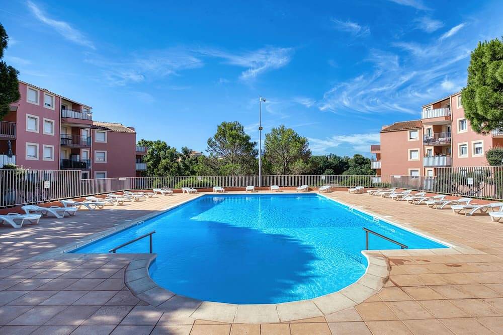 Appartement entier, Piscine, Soleil, Appartement tour confort. Réservez vos vacances parfaites ! in Fréjus, Côte méditerranéenne (France)