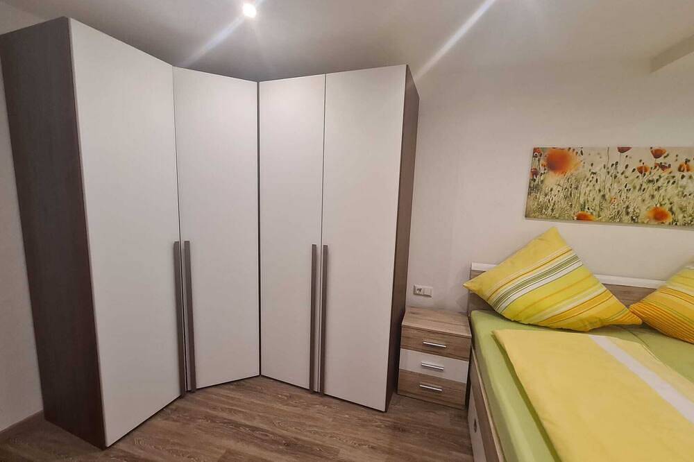 Ganze Wohnung, Moderne Ferienwohnung in direkter Nähe zur Mosel und dem Ortzentrum in Burg Eltz, Treis-Karden