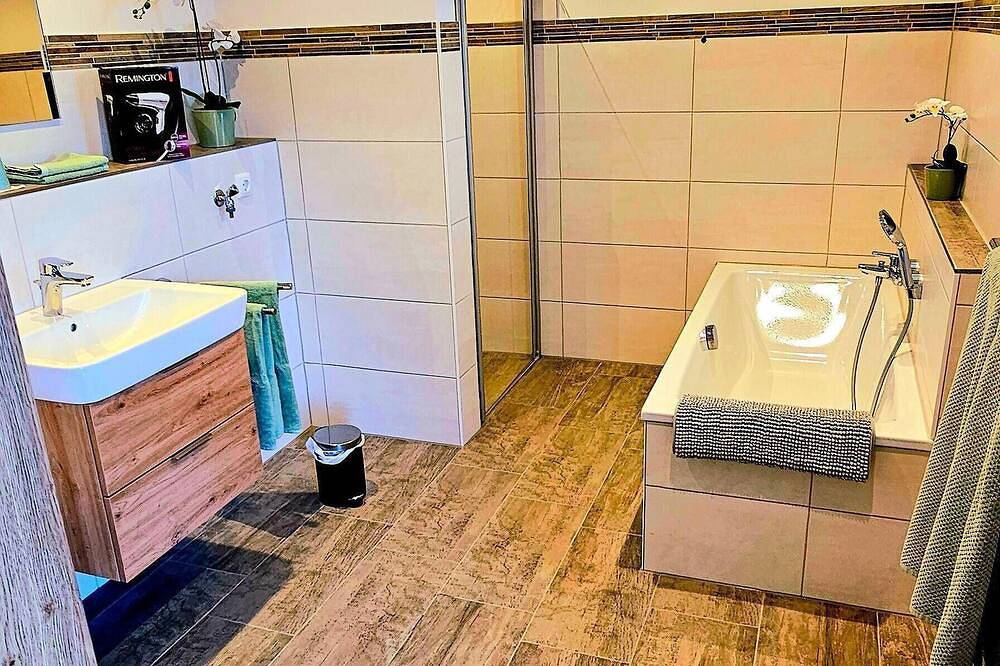 Ganze Wohnung, Oberland Ferienwohnung Hörnle Wurmansau inkl Königscard in Unterammergau, Bayerische Alpen