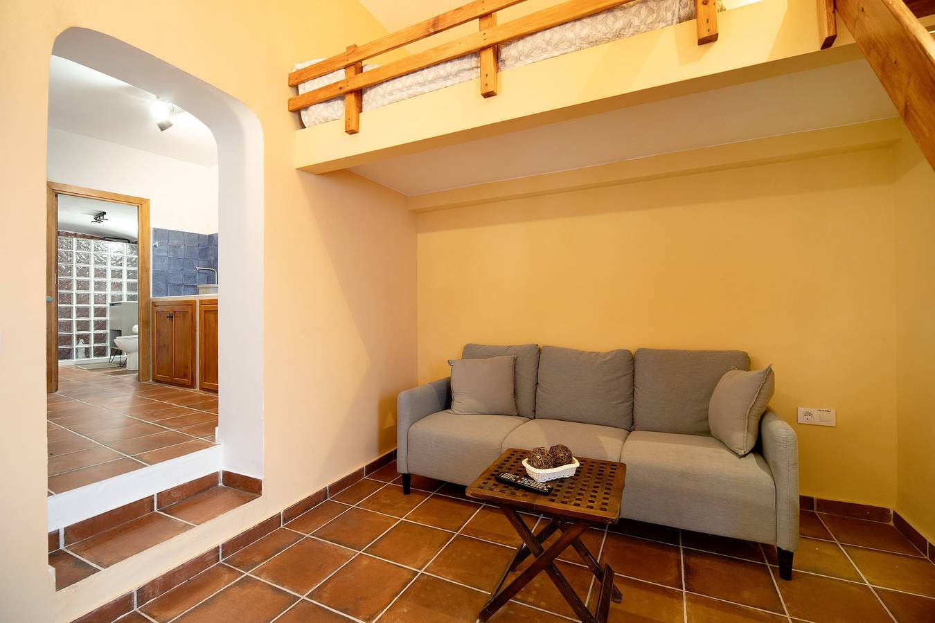 Appartamento intero, Appartamento "Grotta Mi Rincón" con balcone ad Arcos de la Frontera in Arcos de la Frontera, Pueblos Blancos