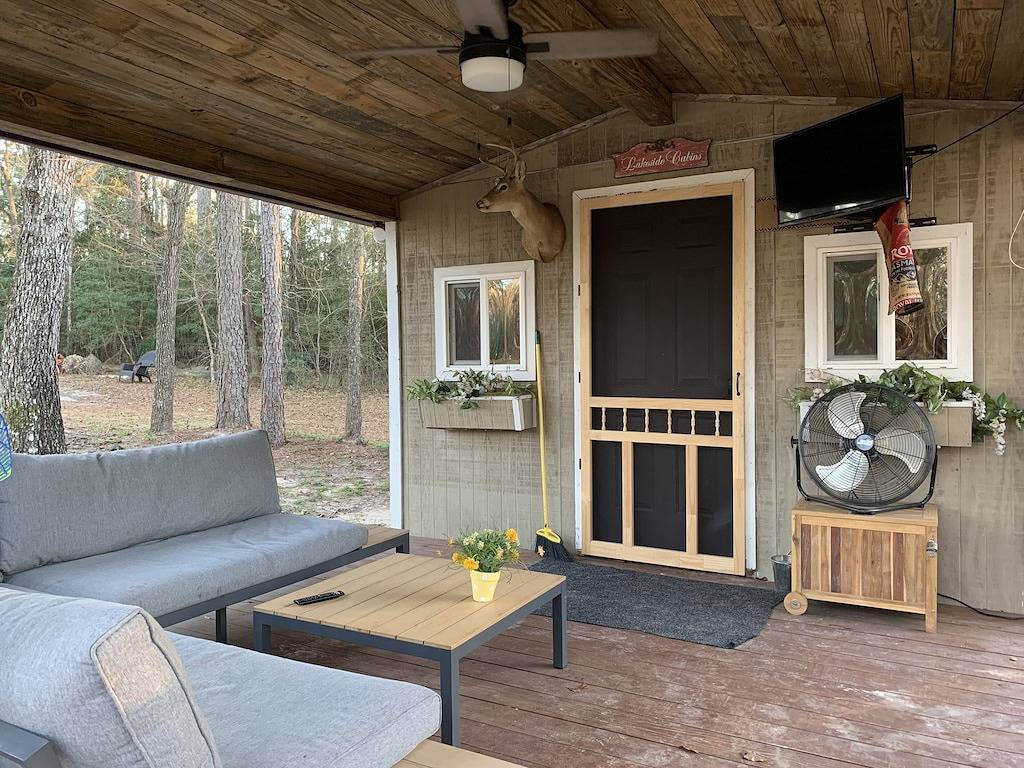 Casita w/ Swimming Pond_Sand Volleyball Access in Lake Conroe