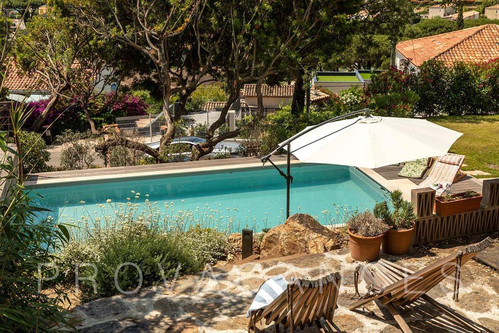 Ferienhaus mit Pool in der Nähe des Mittelmeers in Cavalaire-sur-Mer in Cavalaire-sur-Mer, Mittelmeerküste (Frankreich)