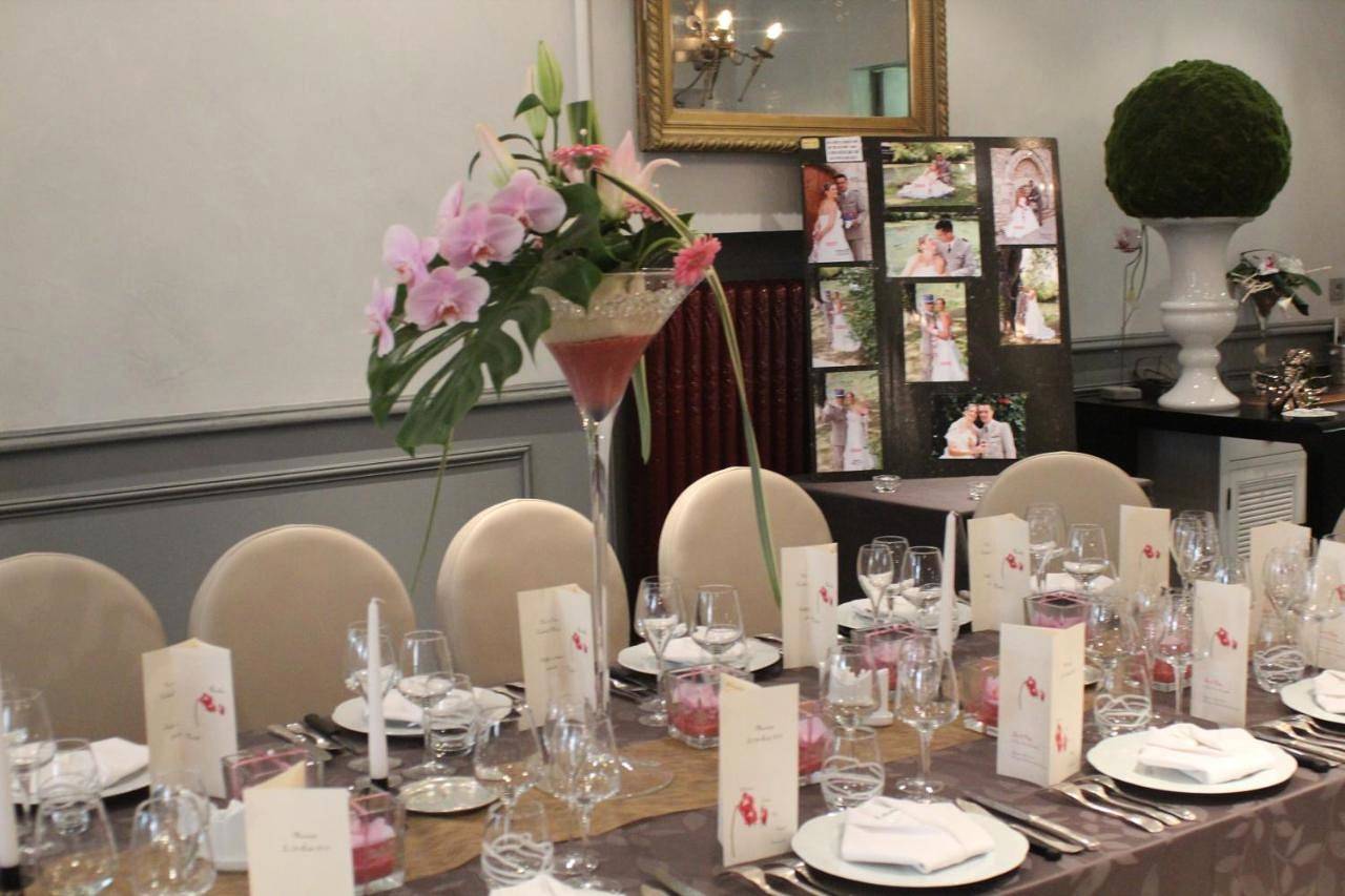 Logis Hôtels Restaurant Les 3 Rois in Issoudun, Région d'Issoudun