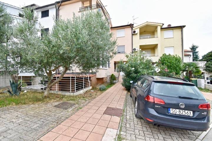 Ferienwohnung für 3 Personen, mit Balkon in Pula
