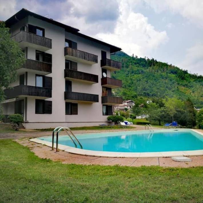 Appartement de vacances pour 2 personnes, avec piscine et jardin