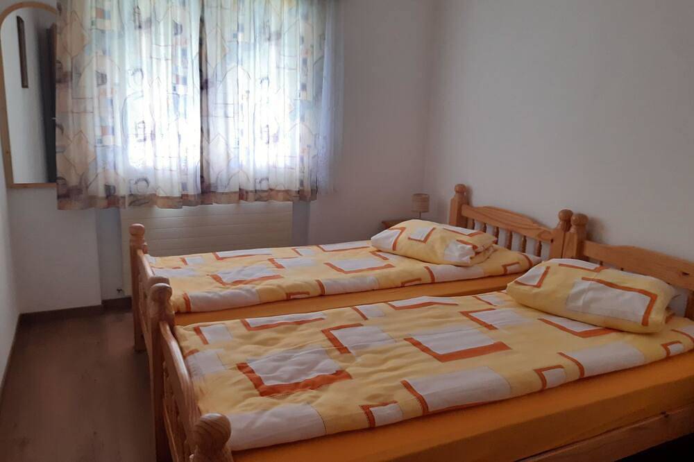 Appartement entier, Wohnung Bergruh Appartement/Fewo, Dusche, Wc 2-Bettwohnung in Termen, Brig