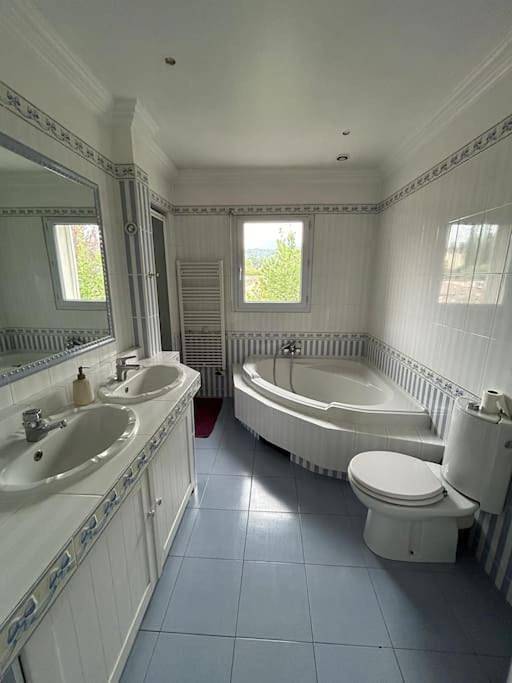 Villa pour 8 personnes, avec piscine et vue, animaux acceptés à La Colle-sur-Loup - 4