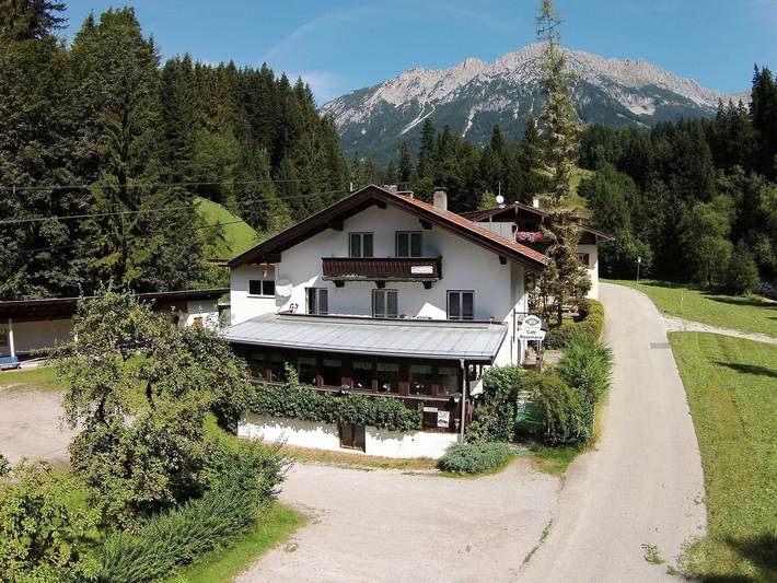 Ferienwohnung für 4 Personen, mit Terrasse in Scheffau am Wilden Kaiser