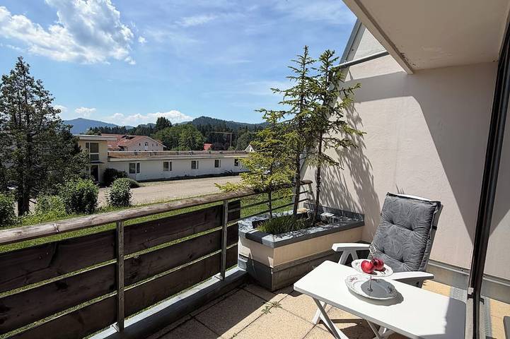 Ferienwohnung für 4 Personen, mit Balkon und Pool sowie Sauna