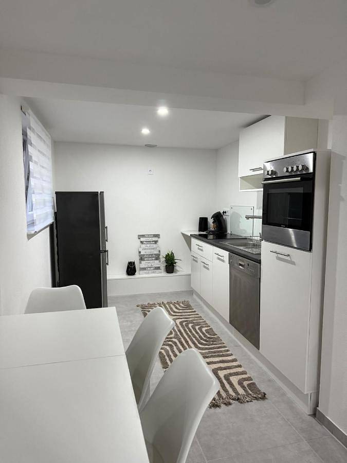 Ferienwohnung für 3 Personen, mit Terrasse und Garten in Bisingen - 2