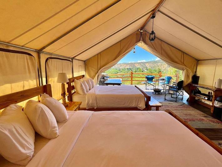 Tent voor 5 personen, with terras and whirlpool as well as zwembad - 1