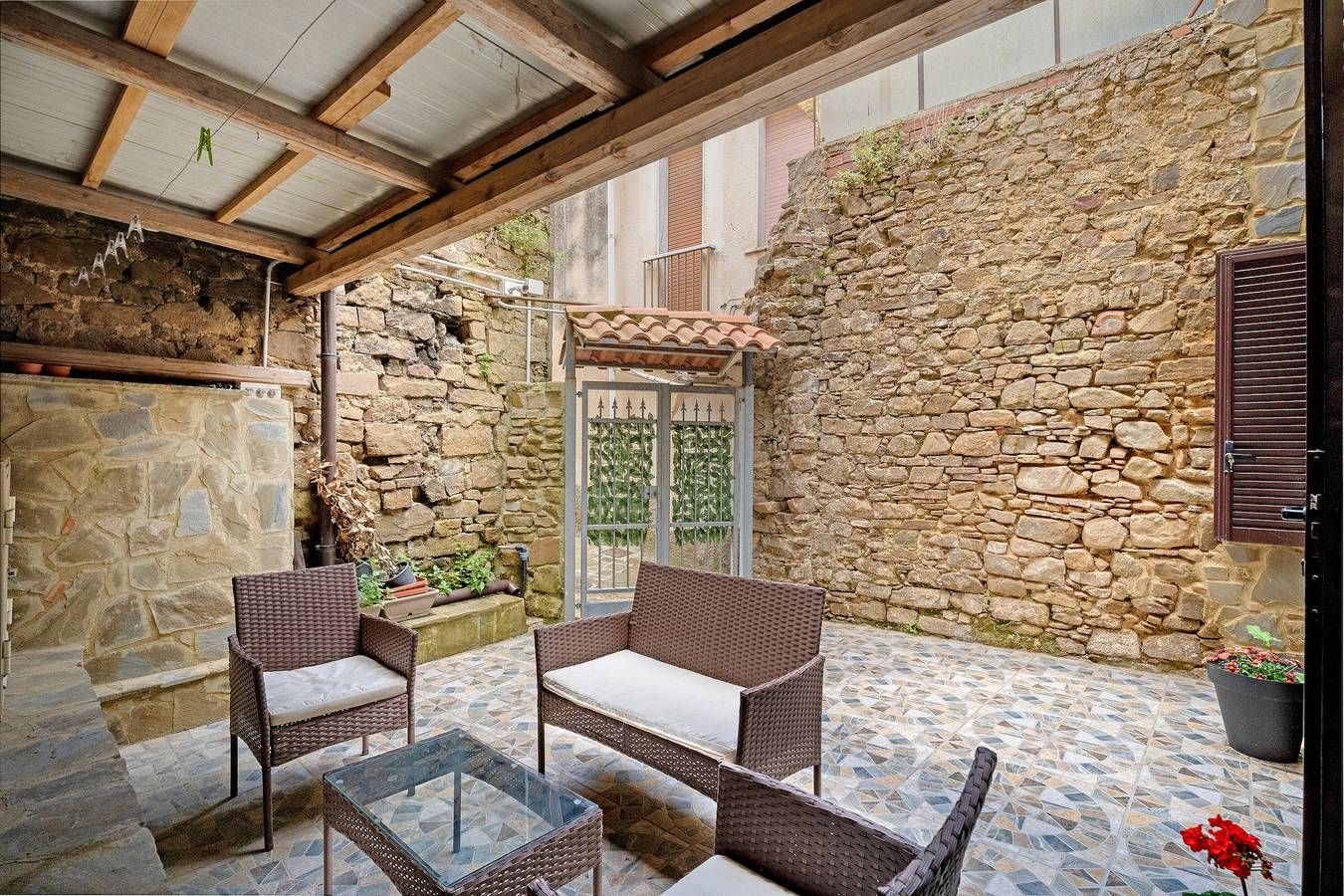Appartamento intero, Appartamento 'Borgo San Martino 1' con Vista Montagna, Balcone e Wi-Fi in Laureana Cilento, Cilento Coast