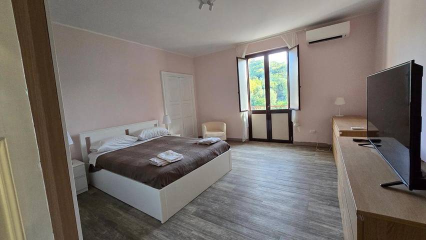 Appartamento per 8 persone, con Balcone e Panorama a Cosenza