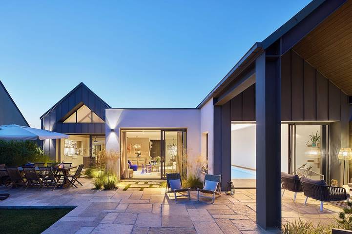 Villa pour 10 personnes, avec terrasse et jardin, animaux acceptés