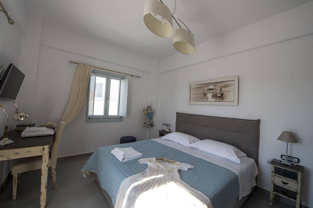 Villa di lusso con 3 camere da letto, a 200 metri dalla famosa spiaggia di Monolithos! in Santorini