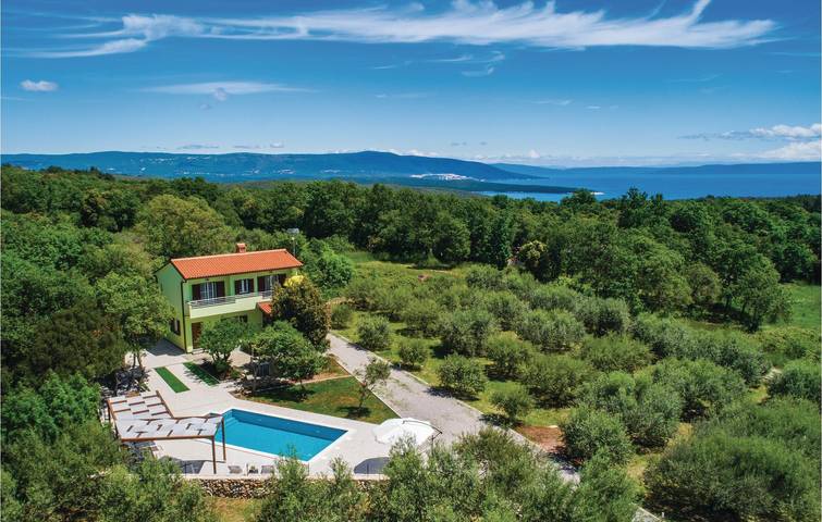 Ferienhaus für 6 Personen, mit Terrasse und Pool - 1