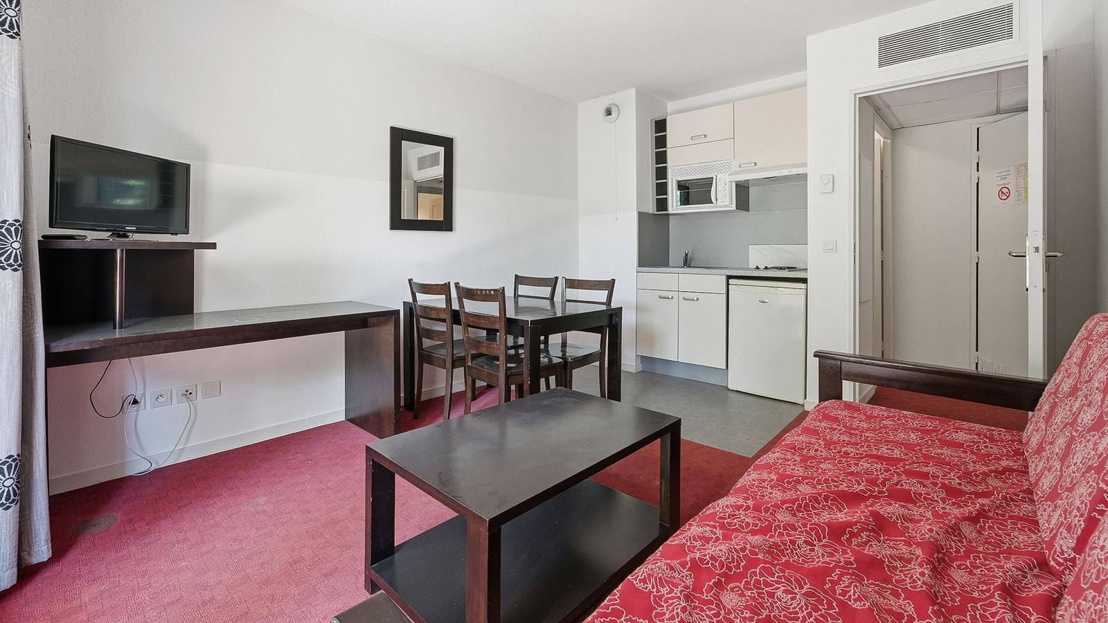 Appartement entier, Virginia N°207 in Grasse, Côte méditerranéenne (France)