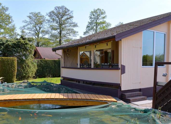Ferienhaus für 4 Personen, mit Terrasse und Garten sowie Pool und Ausblick in Lübbenau