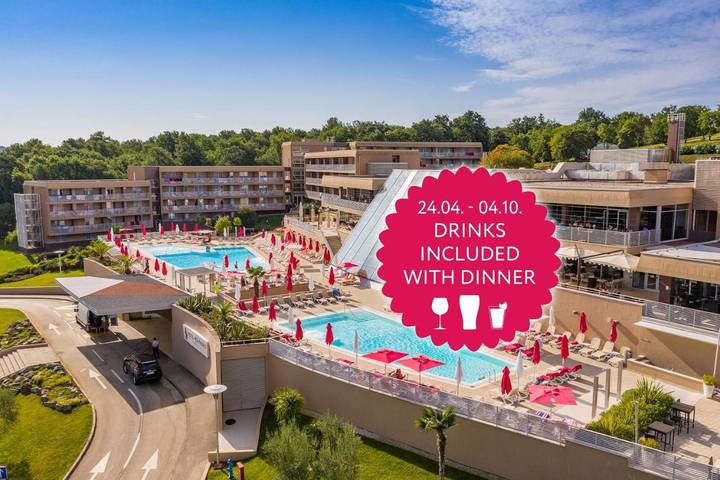 Hôtel pour 2 personnes, avec jacuzzi et piscine ainsi que sauna et jardin