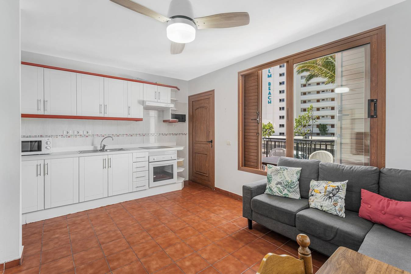Geheel appartement, Appartement 'Apto Veracruz' met Gedeeld Zwembad, Privé Terras en Wifi in Playa de Troya, Adeje