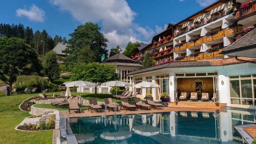 Hôtel pour 2 personnes, avec jardin et sauna ainsi que vue et piscine