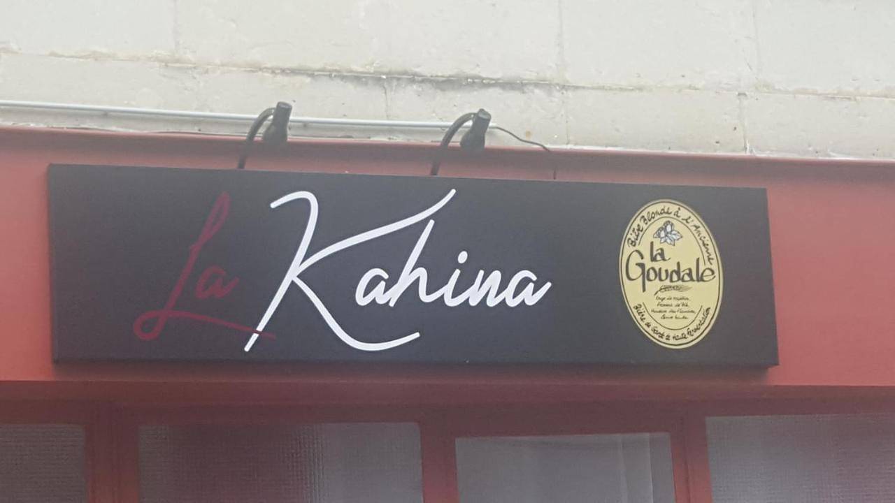 Hotel Restaurant Bar La Kahina in Chouzé-sur-Loire, Vallée de la Loire