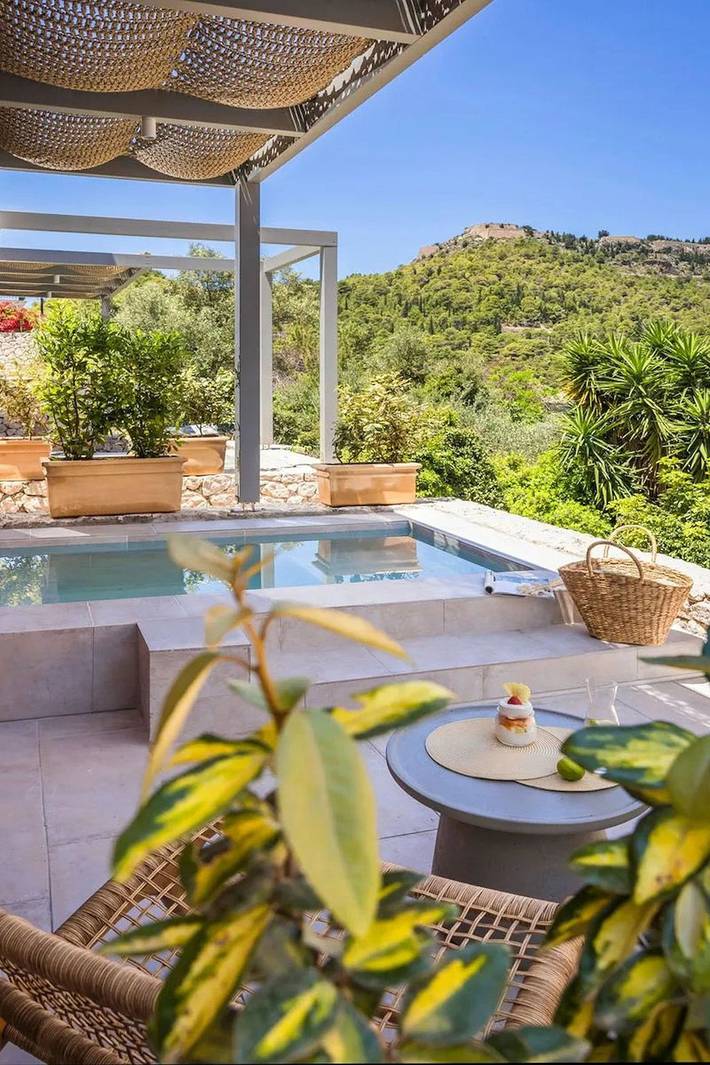Location de vacances pour 3 personnes, avec Vue sur l’océan et Balcon ainsi que Terrasse et Jardin dans Άσος