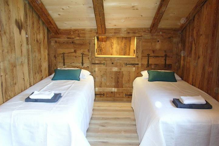 Apartamento entero, Chalet con vista, en una zona tranquila, cerca de todos los servicios en verano e invierno. in Saint-Gervais-les-Bains, Pays du Mont-Blanc