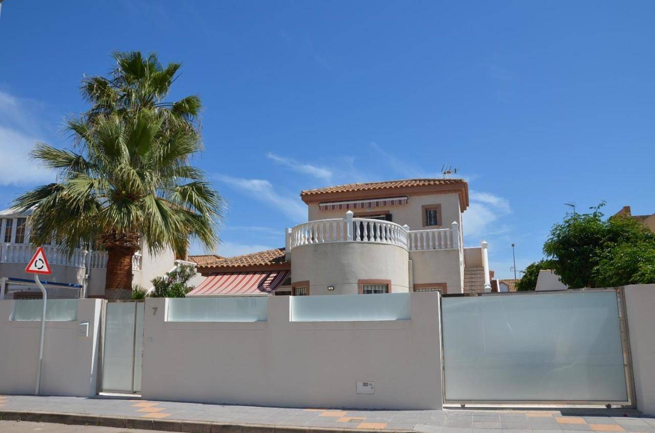 Villa en torre de la horadada a 240m de la playa in Torre de la Horadada, Pilar de la Horadada