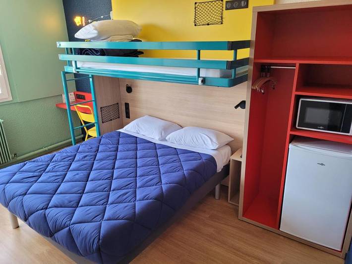 Hôtel pour 3 personnes, avec jardin, animaux acceptés à Dardilly - 2