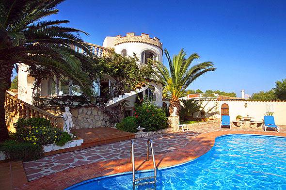 Casa rural para 6 personas, con Vistas al mar además de Jardín y Piscina en Jávea