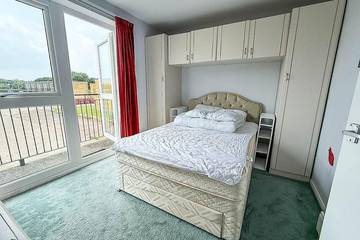 Chalet for 8 People in Hemsby, Newport (Norfolk), Photo 1