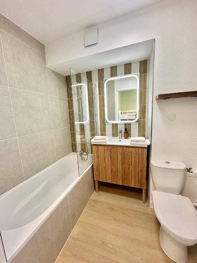 Gîte pour 4 personnes, avec terrasse et piscine, animaux acceptés dans Golf De La Nivelle - 4