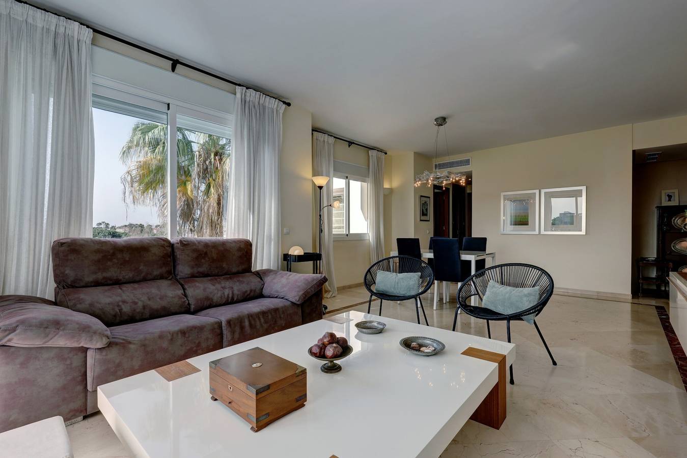 Geheel appartement, Appartement Costalita met zeezicht, terras, gedeeld zwembad & Wi-Fi in Saladillo Benamara, Estepona
