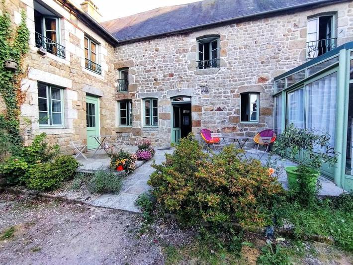 Maison d’hôte pour 2 personnes, avec terrasse et jardin dans Orne