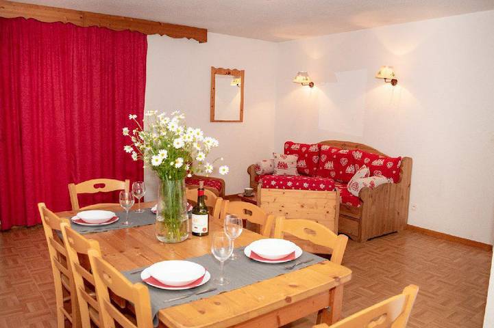 Chalet pour 8 personnes, avec balcon à Puy-Saint-Vincent