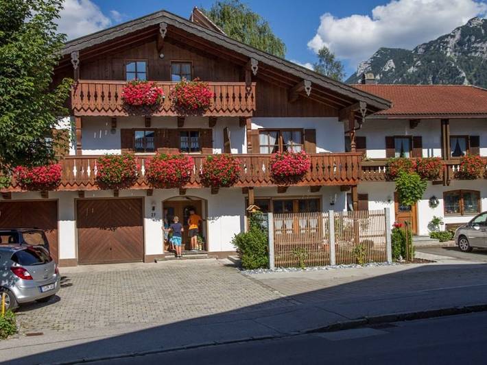 Ferienhaus für 4 Personen, mit Garten und Balkon in Inzell - 2