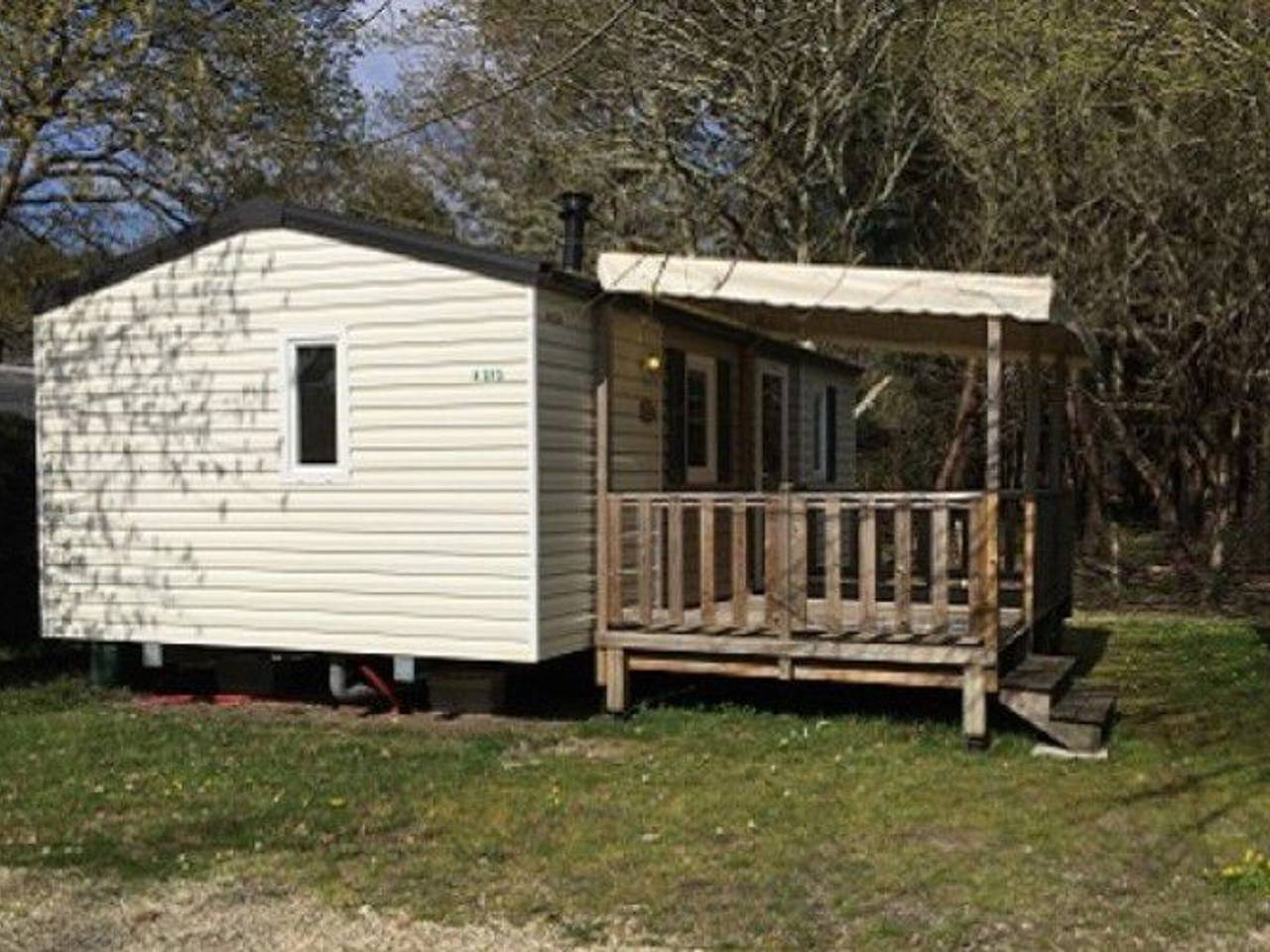 Casa móvil cómoda con terraza para 4 personas in Vendays-Montalivet, Parque natural regional del Médoc