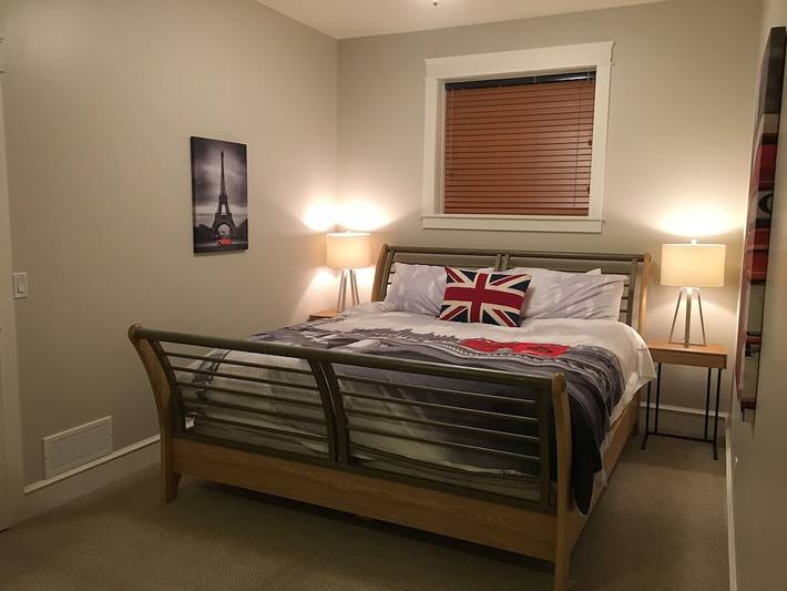 Location de vacances pour 12 personnes, avec jardin et jacuzzi à Kelowna - 3