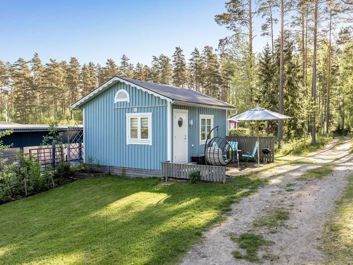 Ferienhaus für 4 Personen, mit Terrasse und Garten sowie Seeblick in Jönköpings län