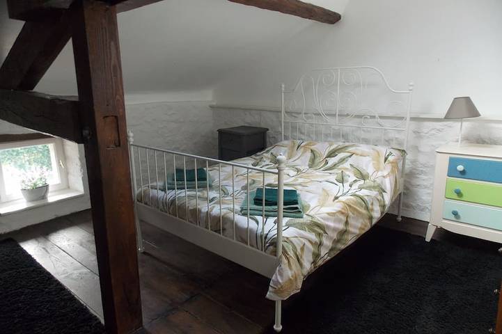 Gîte pour 9 personnes, avec jardin et terrasse à Maisonnais-sur-Tardoire - 4