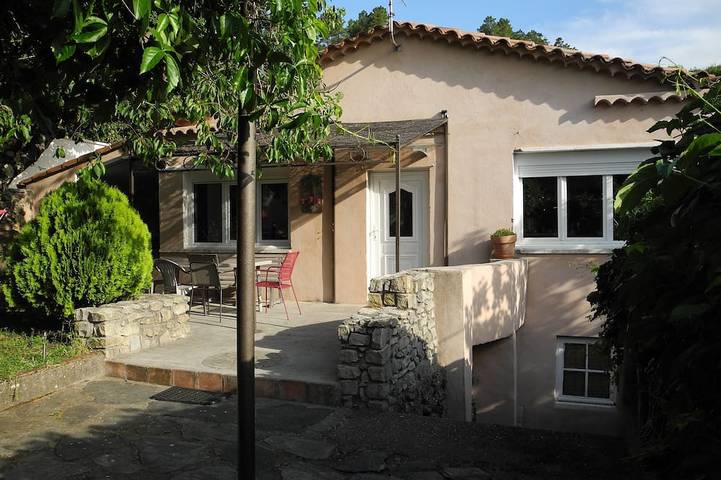 Maison de vacances pour 8 personnes, avec jardin et terrasse à Anduze