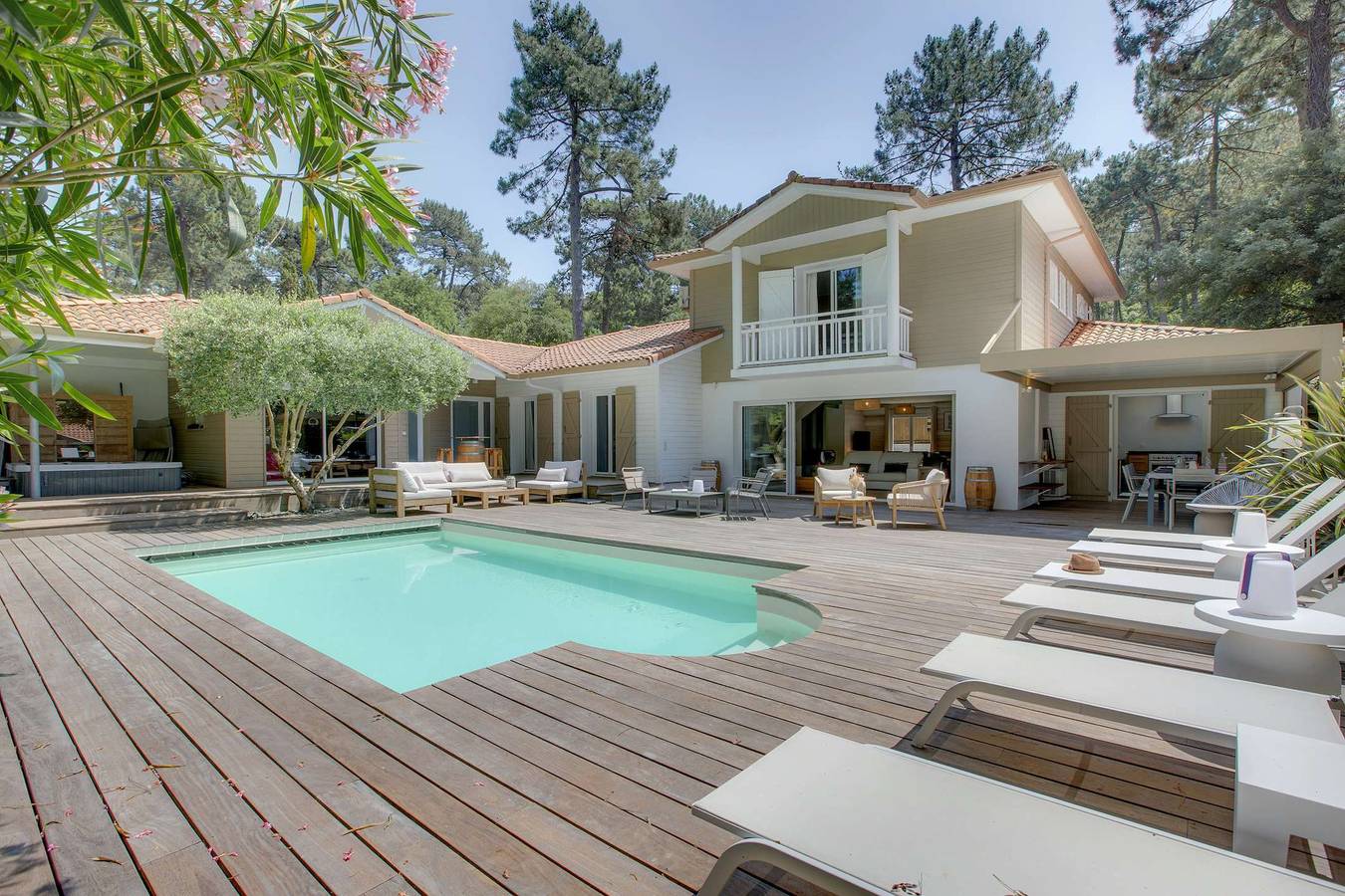 Ferienhaus für 10 Personen mit Whirlpool in Seignosse Océan, Seignosse