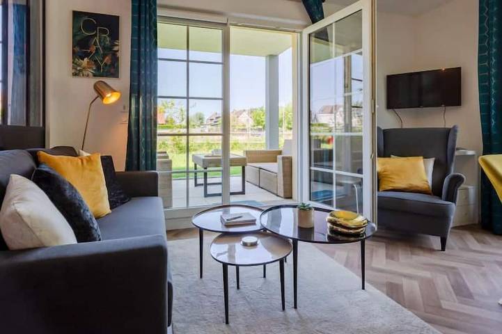 Entire apartment, Nouvelle Vague in Benerville-sur-Mer, Lisieux region